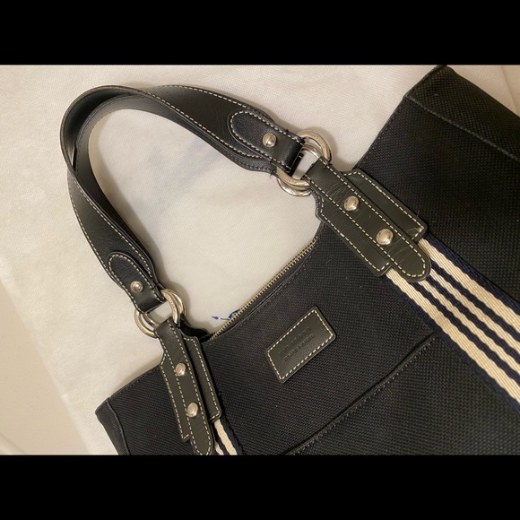 Burberry handbag - Picture 3 of 10